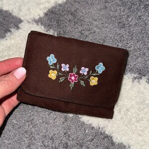 Claire’s vintage floral embroidered faux leather wallet